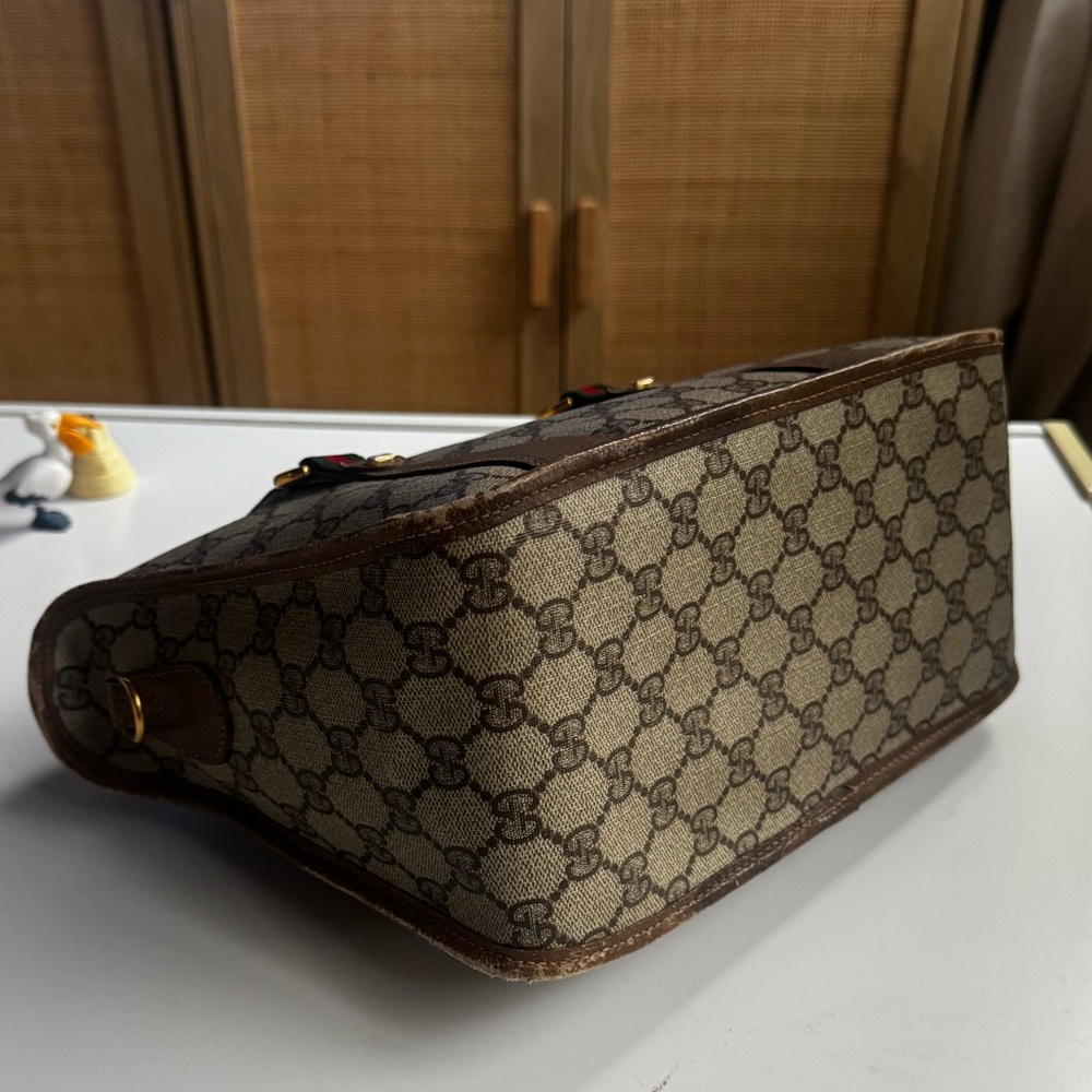 Authentic GUCCI Sherry Line GG Monogram Bag Beige and Brown Monogram Bag - Picture 4 of 15